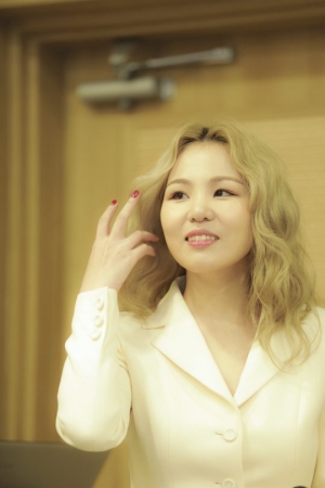 "팬들께 선물"...알리, '같이 펀딩' 유준상 국기함 프로젝트 155만원 쾌척