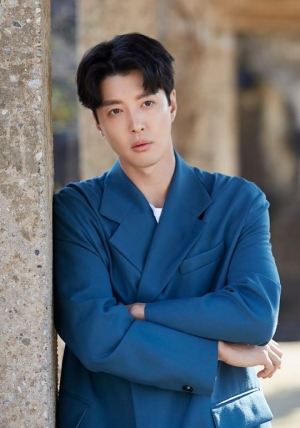 이동건, '레버리지:사기조작단' 주연...10월 13일 TV조선 첫 방송