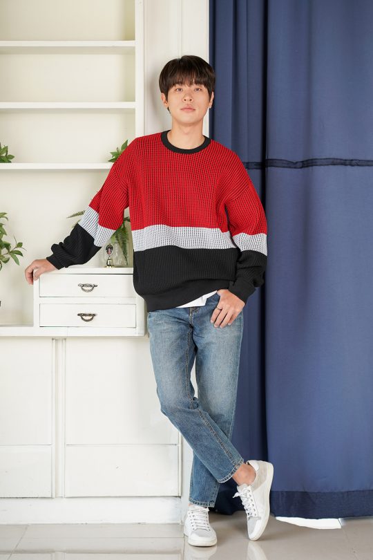 박정민은 “나에게 가장 혹독한 사람이 나다. 그래서 웬만한 비판은 다 수용할 수 있다”며 웃었다. /사진제공=롯데엔터테인먼트