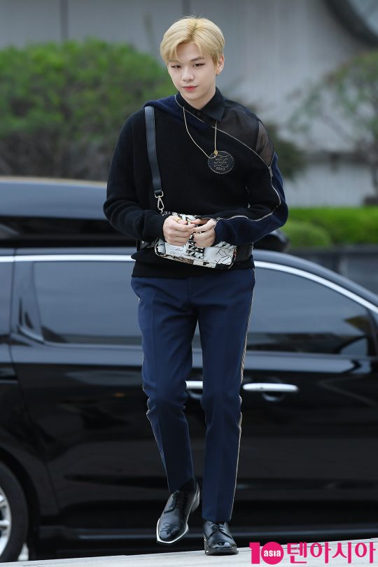 가수 강다니엘
