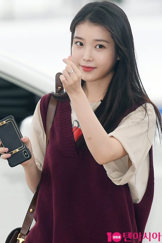가수 아이유
