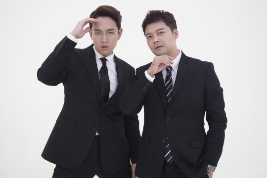 ‘막 나가는 뉴스쇼’의 장성규(왼쪽), 전현무./사진제공=JTBC