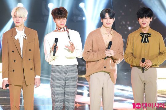 엑스원 강민희(왼쪽부터), 차준호, 한승우, 이은상