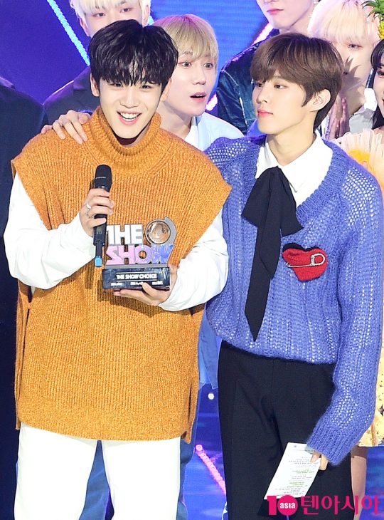 엑스원 김요한, 김우석