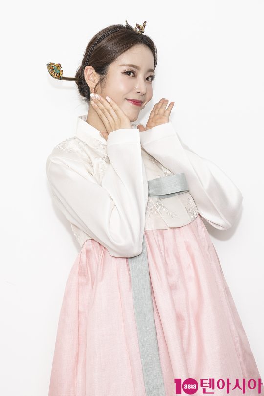 트로트 유닛 그룹 비너스의 박성연이 “팀에서 비주얼을 담당하고 있다”고 자랑했다./ 이승현 기자 lsh87@