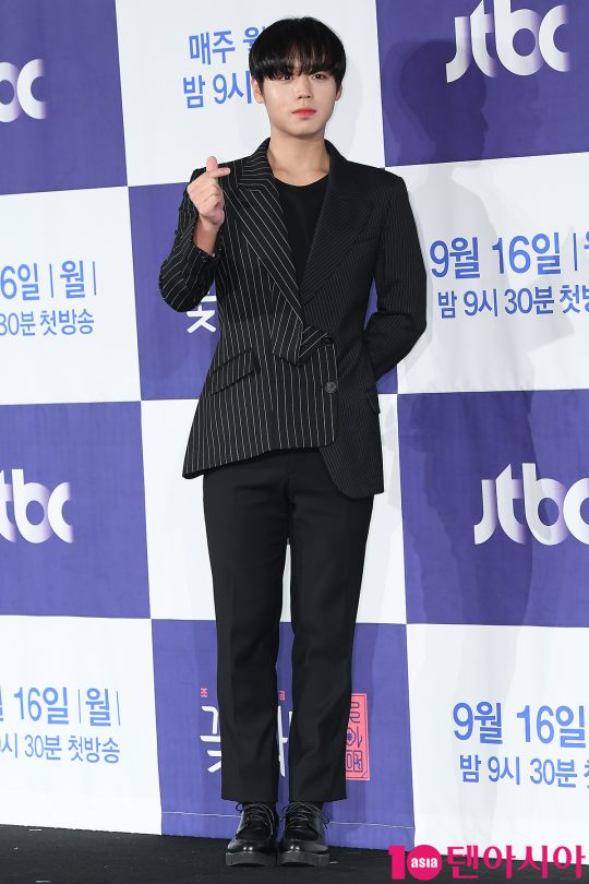 가수 박지훈