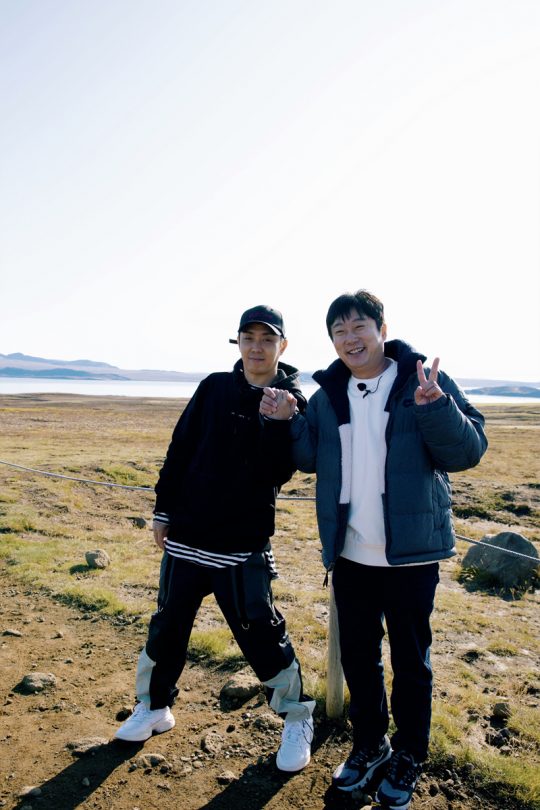 ‘신서유기 외전 : 삼시세끼 – 아이슬란드 간 세끼’ 은지원(왼쪽), 이수근. /사진제공=tvN