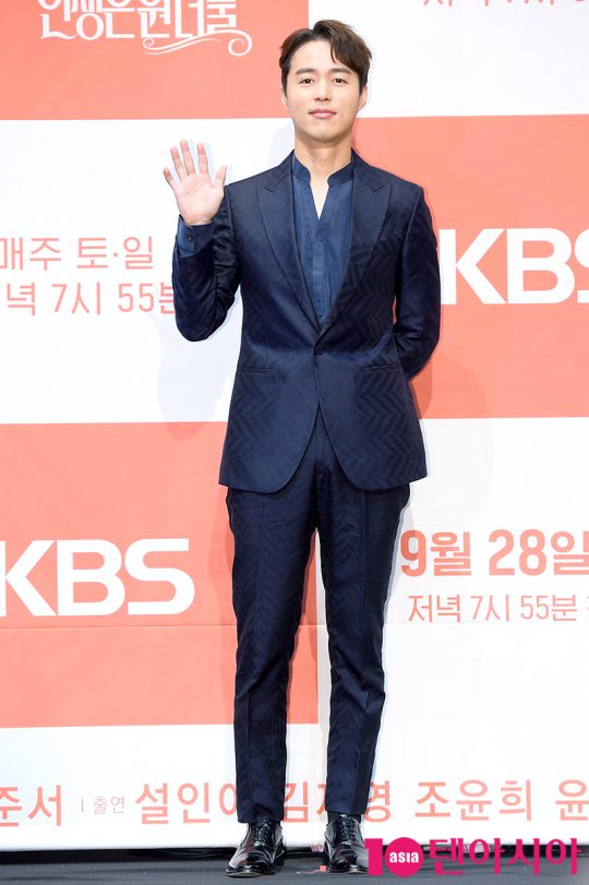 배우 오민석