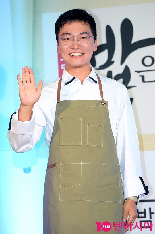 조재윤은 따뜻한 마음을 보여주고 싶어 예능프로그램에 출연했다고 말했다. /서예진 기자 yejin@