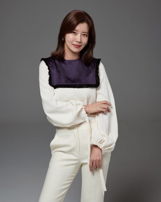 배우 유선은 “많은 워킹맘들의 지지를 받았다. 마음의 위로를 줄 수 있고 동질감을 형성할 수 있어 감사했다”고 말했다. / 사진제공=블레스 이엔티