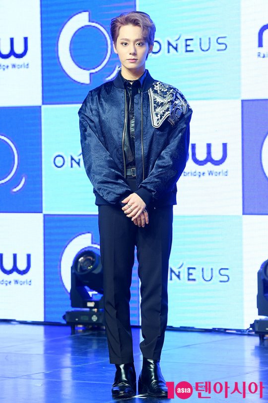 원어스 환웅