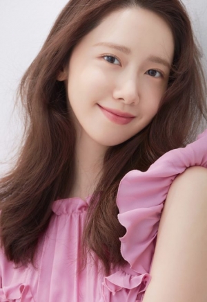 임윤아, '흥행 퀸' 됐다…영화 '엑시트' 900만 돌파 "과분한 사랑 연기로 보답할 것"