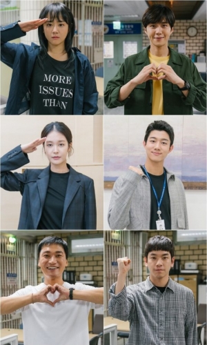 '유령을 잡아라' 문근영X김선호, 애정듬뿍 추석인사 &#34;소중한 가족과 즐거운 추석 되길&#34;