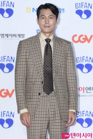 &#39;유엔난민기구 친선대사&#39; 정우성, 노근리평화상 인권상 수상