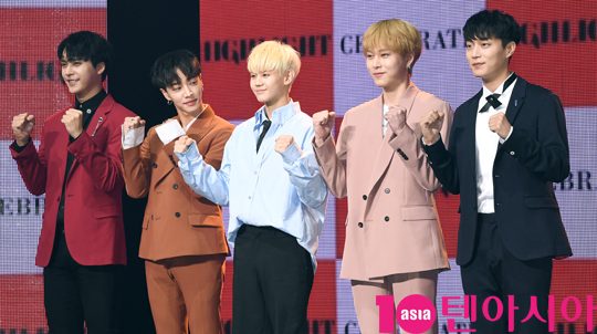 4인조로 재편되기 전 그룹 하이라이트./사진=텐아시아DB
