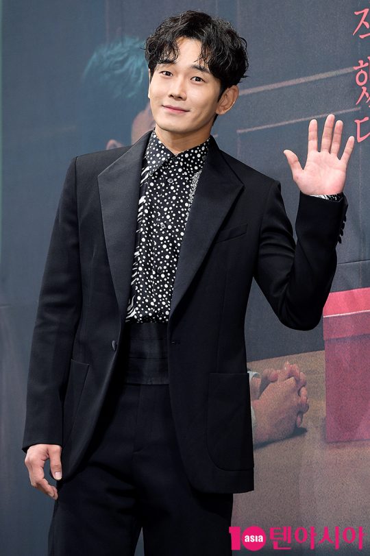 배우 온주완