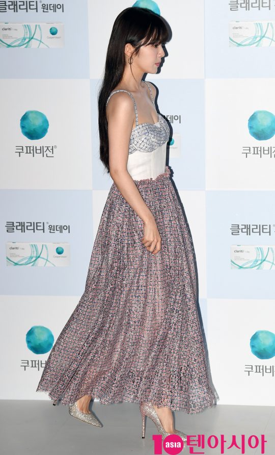 걸그룹 레드벨벳 아이린이 1일 오후 서울 서교동 KB청춘마루에서 열린 쿠퍼비전 X 아이린 눈건강 클래스 행사에 참석하고 있다.