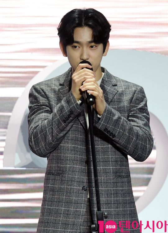 갓세븐 진영이 4일 오후 부산 해운대구 우동 영화의 전당 야외무대에서 열린 영화 ‘프린세스 아야’ 야외무대인사에 참석했다. /부산=조준원 기자 wizard333@