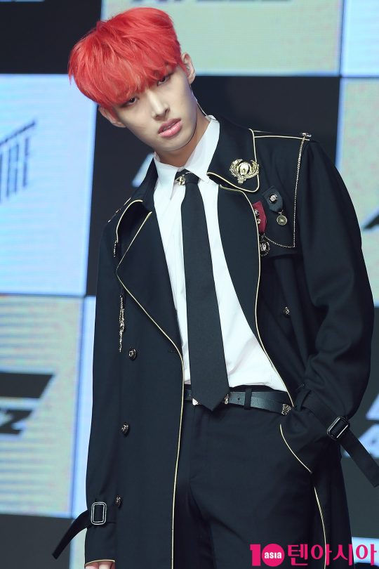 그룹 에이티즈 민기