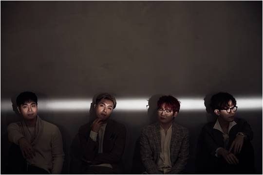 태국에서 순수한 감정이 차오르는 걸 느끼며 앨범 작업에 집중했다는 넬./ 사진제공=스페이스 보헤미안