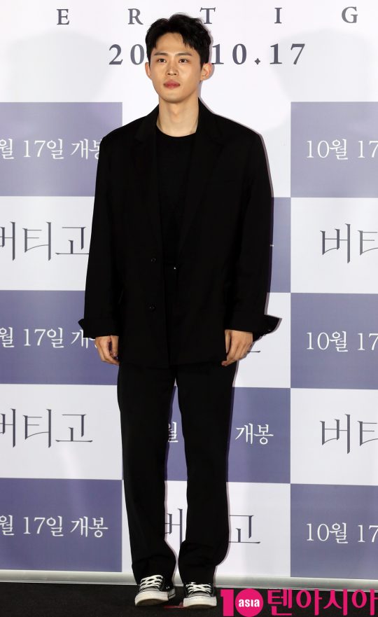 배우 정재광이 11일 오후 서울 한강로3가 CGV 용산아이파크몰점에서 열린 영화 ‘버티고’ 언론시사회에 참석하고 있다.