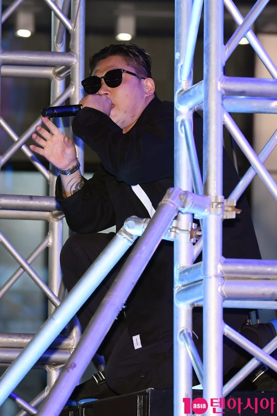 가수 스윙스