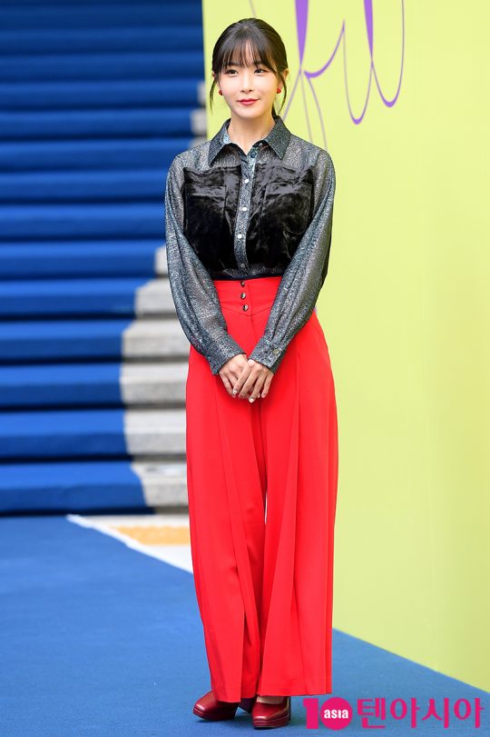 가수 조현영
