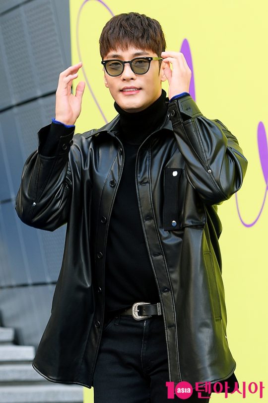 배우 성훈