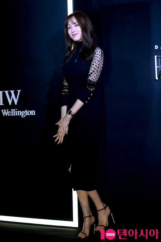 배우 이성경