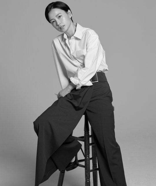 정유미는 극 중 지영의 엄마 미숙으로 열연한 김미경 선배의 모성 연기를 보고 울컥했다고 했다. /사진제공=매니지먼트 숲