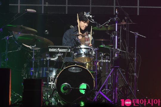 그룹 데이식스 도운