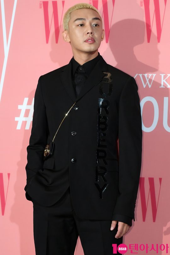 배우 유아인