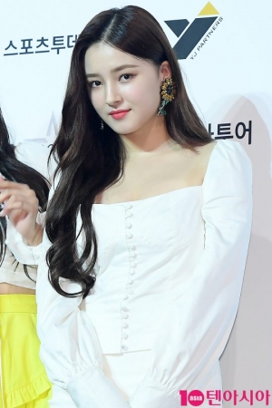 모모랜드 측 &#34;낸시 SNS 해킹 피해 심각...법적 조치 취할 것&#34; (전문)