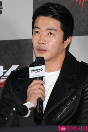 &#39;신의 한 수2&#39; 권상우 &#34;상체 노출신 위해 전날부터 물도 안 마셨다&#34;