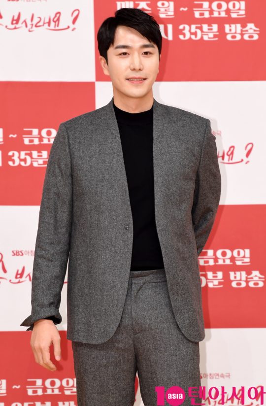 배우 최우석이 7일 오후 서울 양천구 목동 SBS 사옥에서 열린 SBS 새 아침드라마 ‘맛 좀 보실래요?’ 제작발표회에 참석하고 있다.