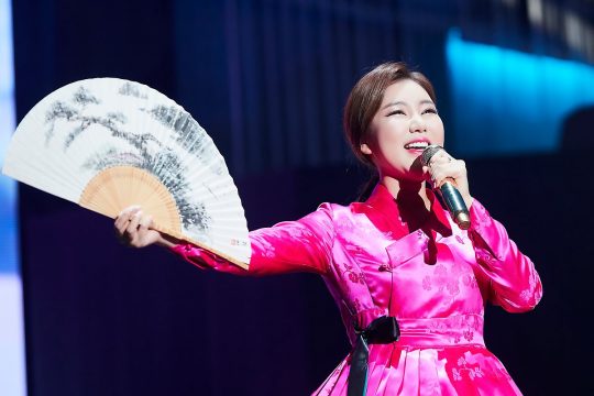 미스트롯 콘서트 송가인. /사진제공=포켓돌스튜디오