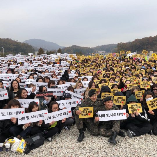 “브라보”...빅뱅 태양, 거수경례로 전역 인증샷