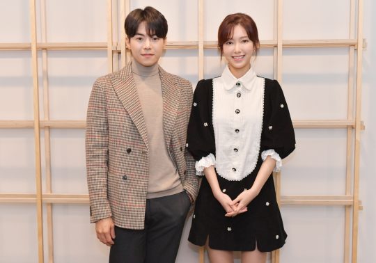배우 박은석(왼쪽)과 나혜미가 15일 오후 서울 여의도 KBS 누리동 쿠킹스튜디오에서 열린 KBS 드라마스페셜 2019 여덟 번째 이야기 ‘때빼고 광내고’ 기자간담회에 참석했다. / 사진제공=KBS