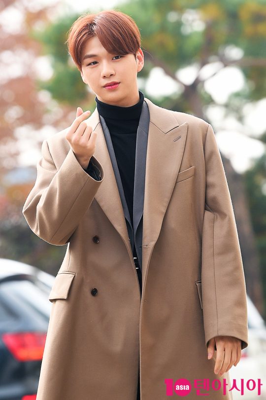 가수 강다니엘
