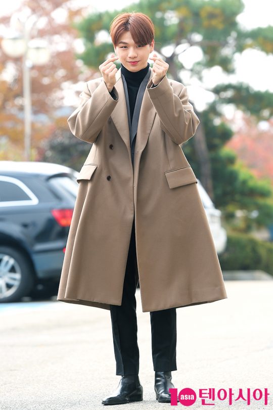 가수 강다니엘