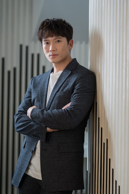 tvN 새 예능 프로그램 ‘RUN’에 출연하는 배우 지성. /사진제공=나무엑터스