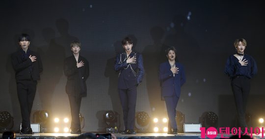 그룹 아스트로