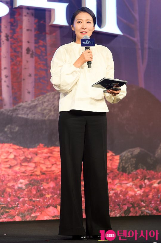 탤런트 류시현