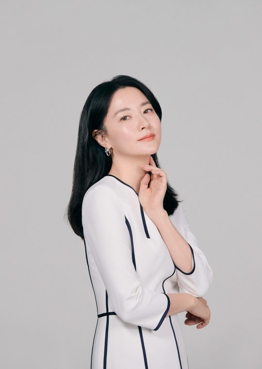 배우 이영애 /사진제공=워너브러더스, 굳피플