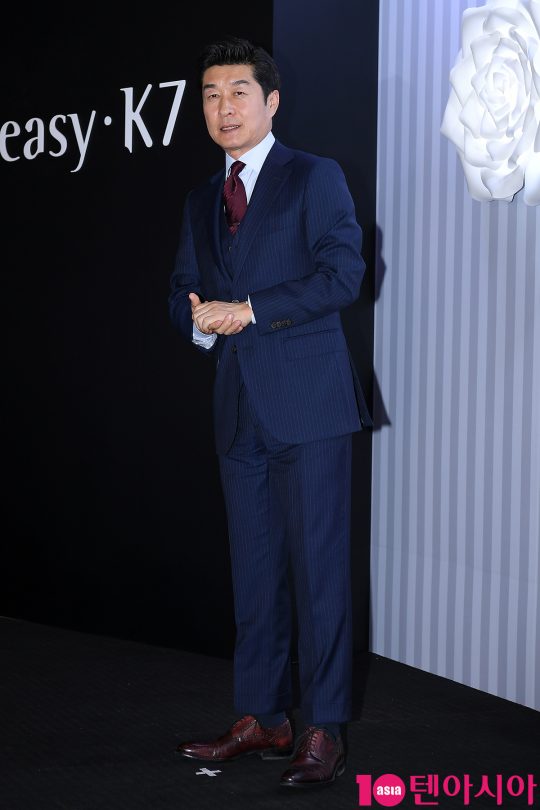 배우 김상중