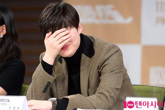 배우 안재현