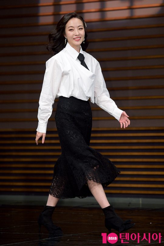 배우 심은진
