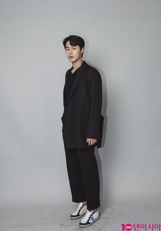 “시청자 반응 중 ‘백경의 미간에 끼이고 싶다’는 말이 가장 인상적이었다”는 이재욱./사진=텐아시아DB
