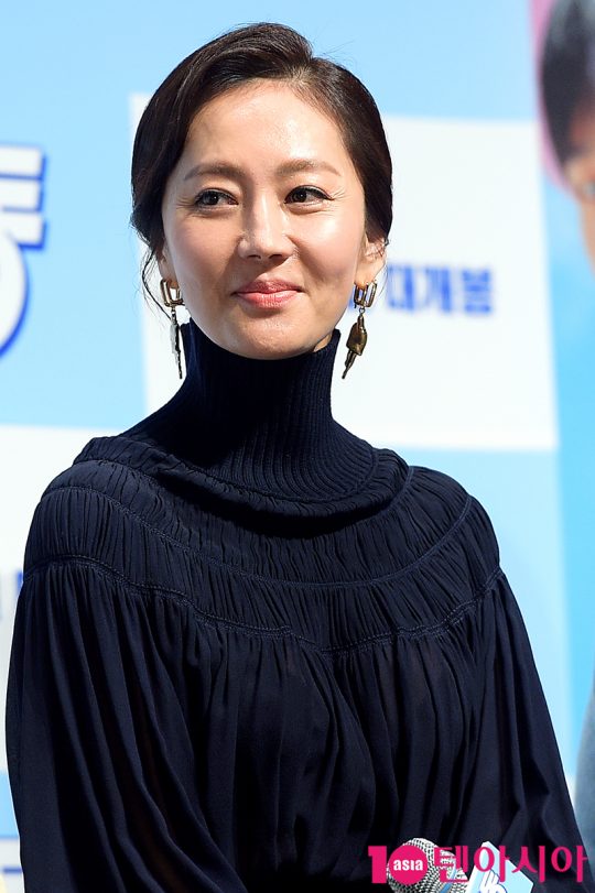 배우 염정아