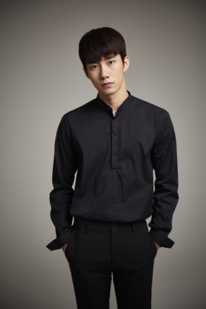 손우현, tvN 단막극 '귀피를 흘리는 여자' 출연...강한나 남자친구 役